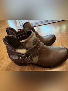 UGG Women’s Brown Cutout Buckle Ankle Booties
